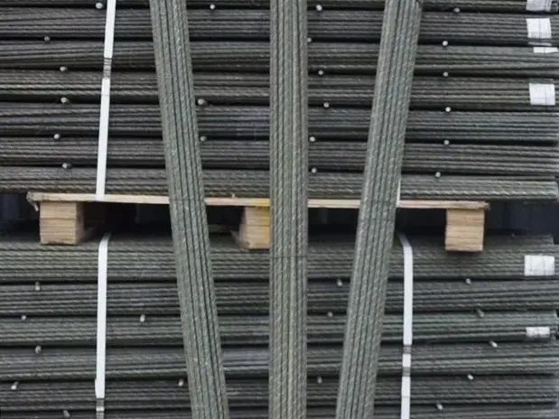 Колышки садовые для подвязки растений 2 метра